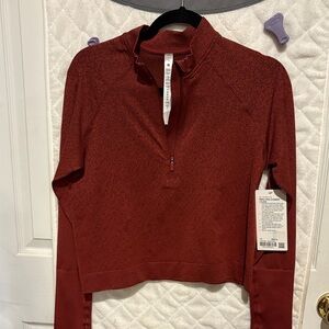 NWT Lululemon top size 12.